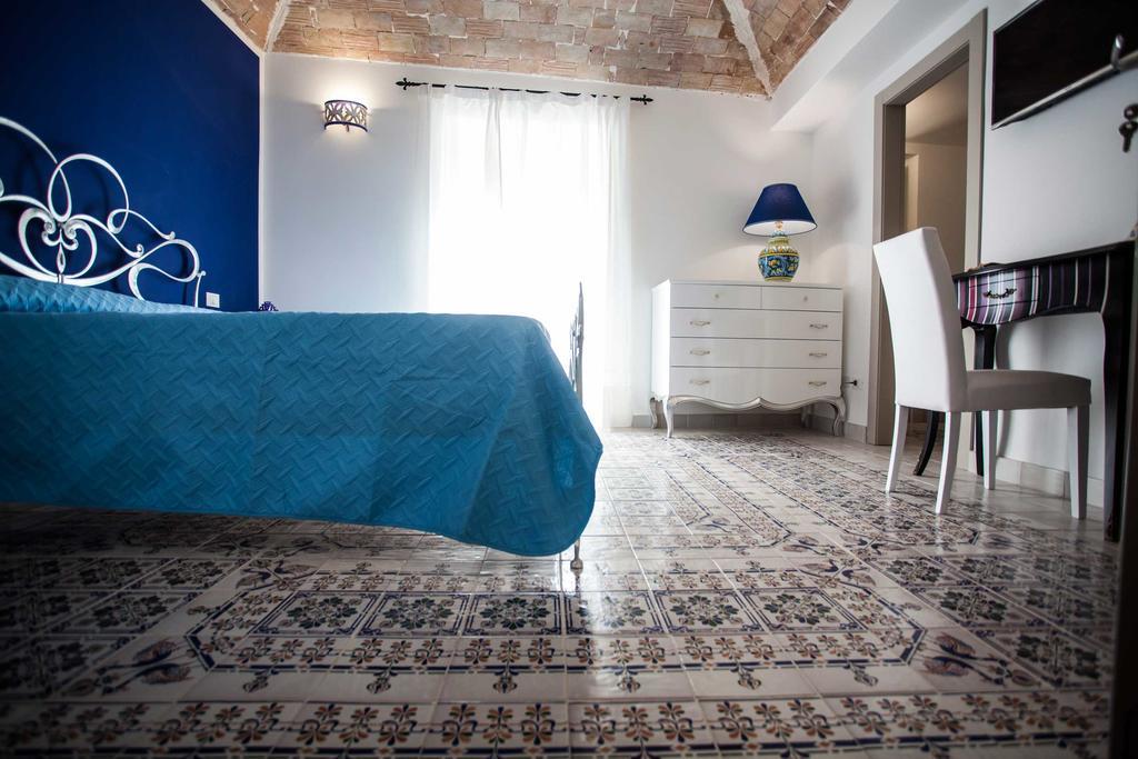 Palazzo Pagliaro Hotel Santo Stefano di Camastra Exterior foto